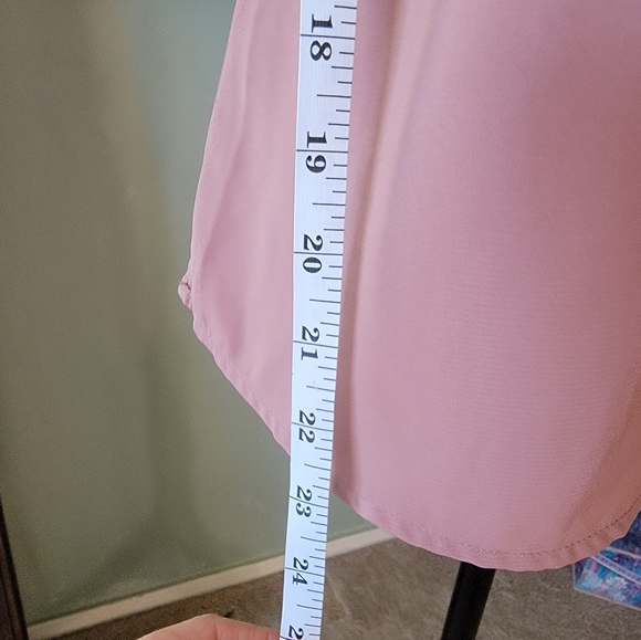 Abercrombie & Fitch top in medium. Rose colored - Picture 4 of 6